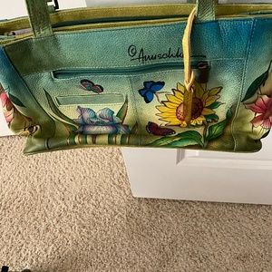 Anushka Tote